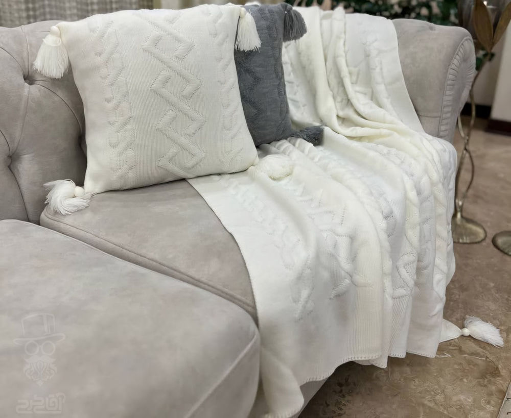 چرا شال مبل سفید بهترین انتخاب برای روشن‌تر کردن فضای منزل است؟